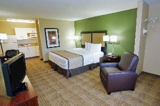 Mainstay Suites Knoxville - Cedar Bluff Room photo